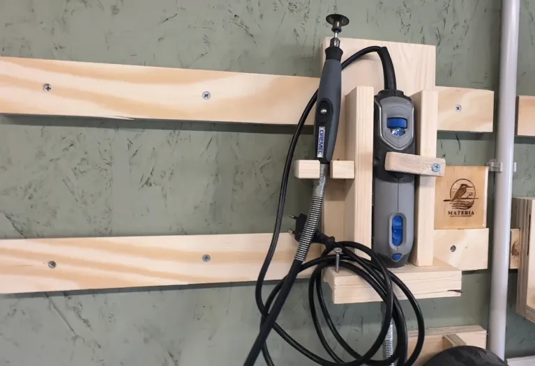 Supporto french cleat dremel